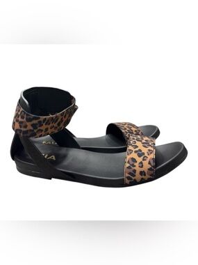 MIA LYDYA Leopard Elasitic Strappy Sandals Womens Size 7M NIB MH1311J